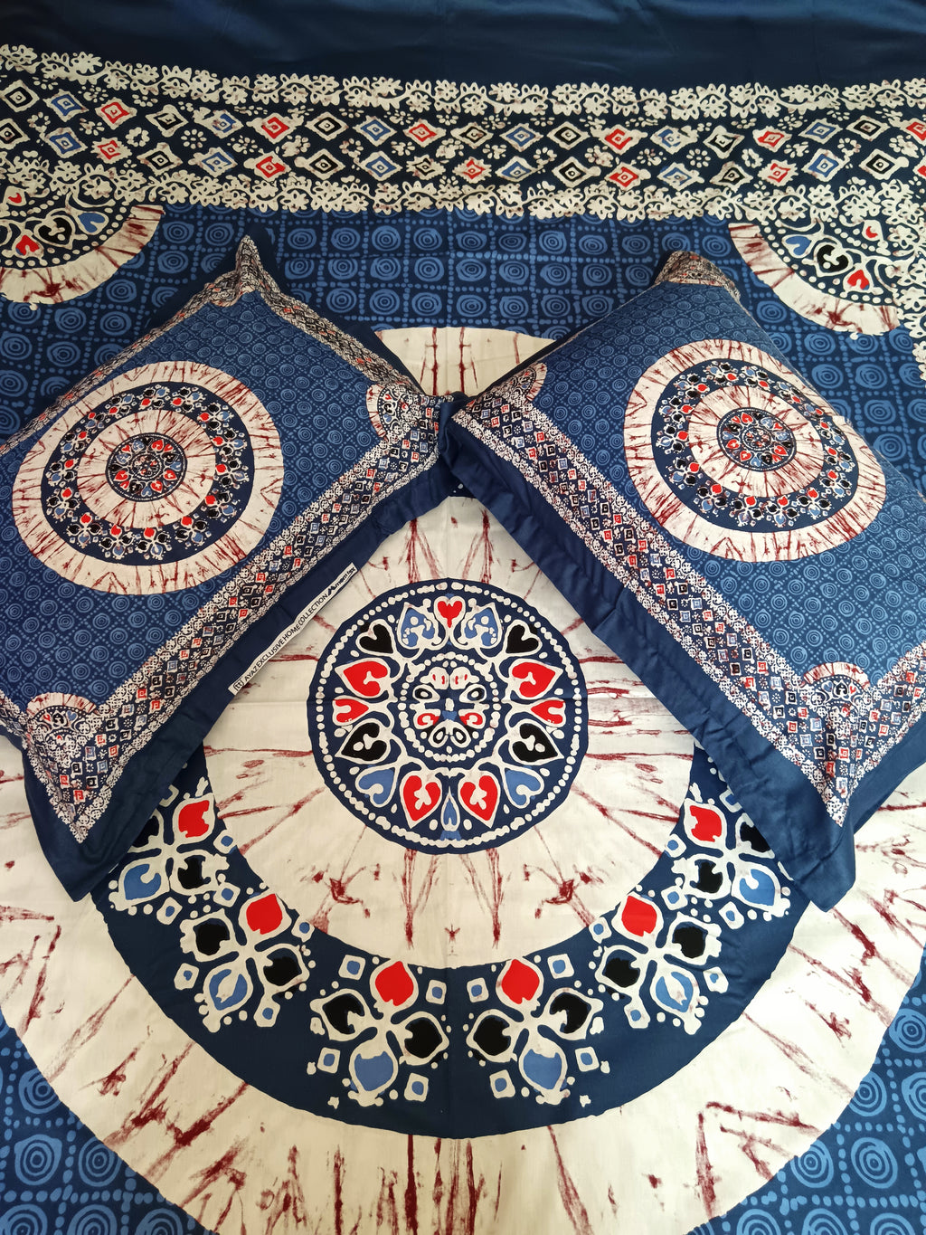 Regular Cotton Bedsheet with Two Pillow Covers