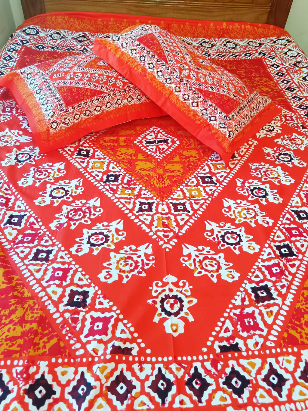 Premium Cotton Bedsheet with Two Pillow Covers